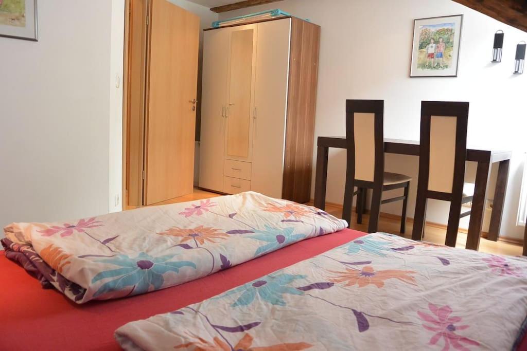 Apartment S10 In Bester Lage Stilvoll Im Zentrum Von Bayreuth Mit Klimaanlage Und Parkplatz Exteriér fotografie